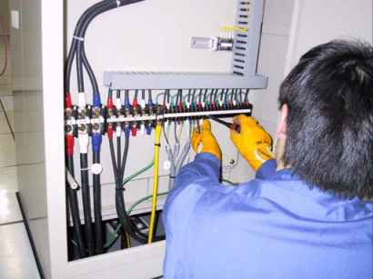 LAN�H��,�d�C�H��,�ʐM�H��,19�C���`���b�N�ݒu��ϐk�H��