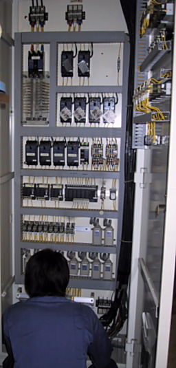 LAN�H��,�d�C�H��,�ʐM�H��,19�C���`���b�N�ݒu��ϐk�H��