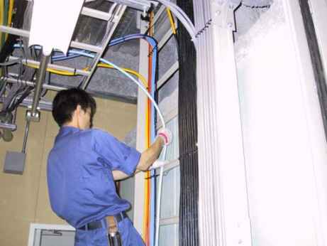 LAN�H��,�d�C�H��,�ʐM�H��,19�C���`���b�N�ݒu��ϐk�H��